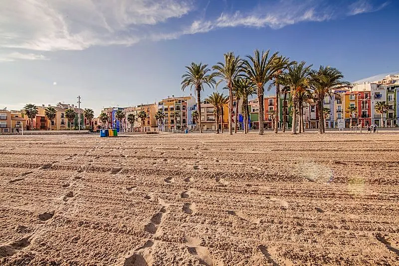 Het mooiste zandstrand van de Costa Blanca in Villajoyosa